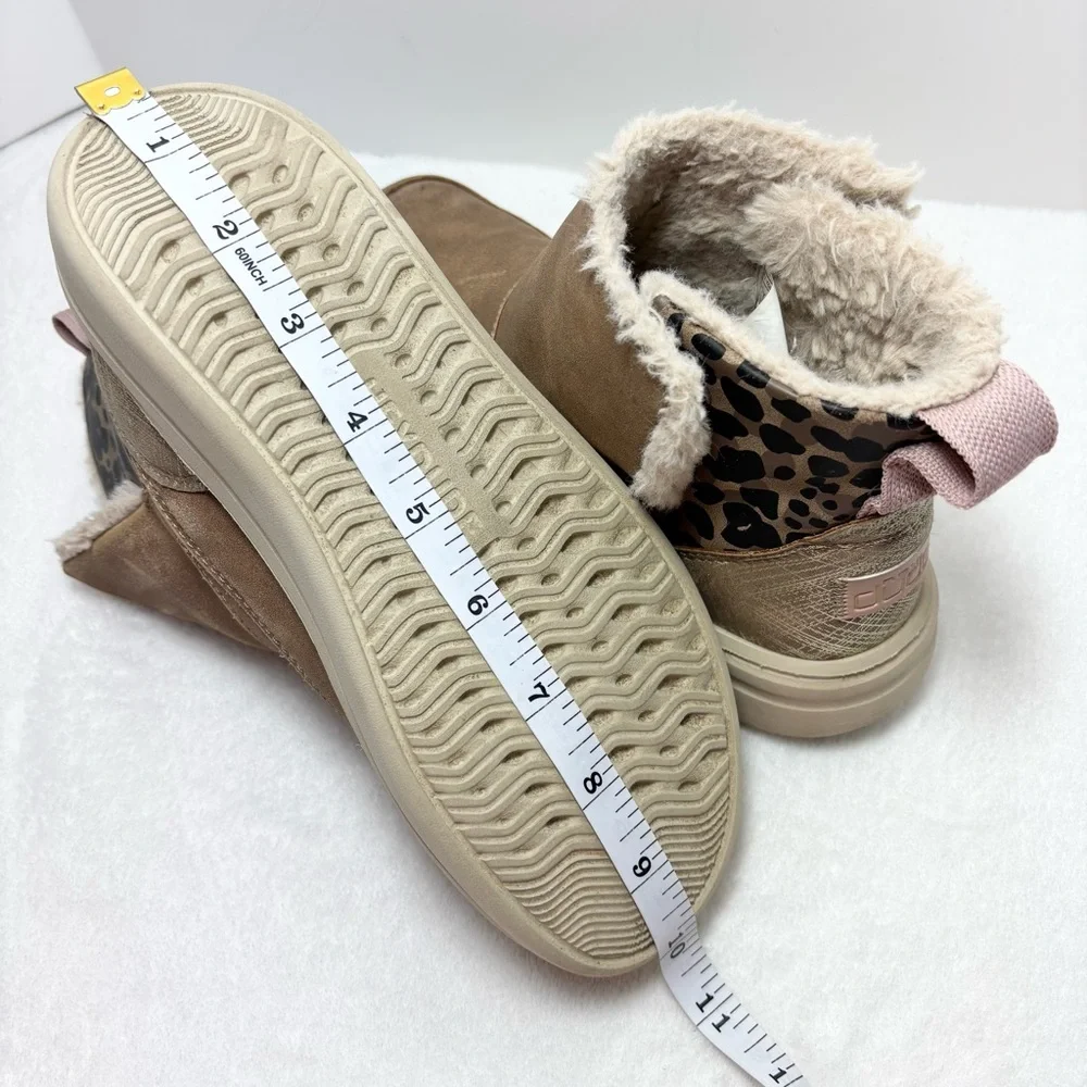 Hey Dude Kids Tan Boots with Leopard Print‎ Size 3